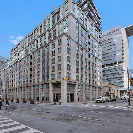 Toronto Luxury Accommodations - Qwest Екстер'єр фото