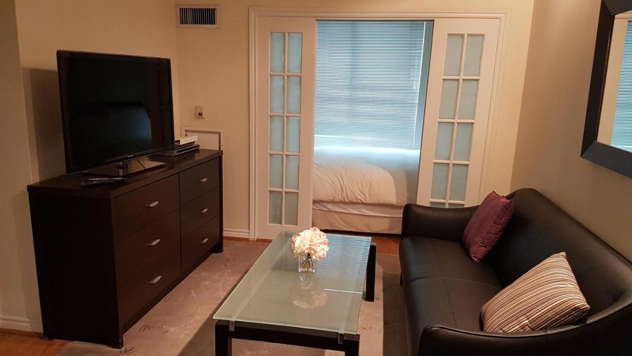 Toronto Luxury Accommodations - Qwest Екстер'єр фото