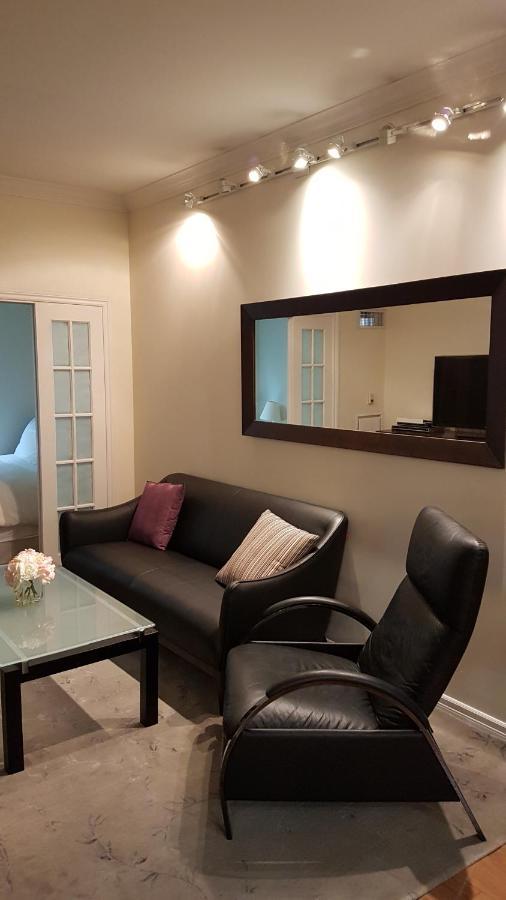 Toronto Luxury Accommodations - Qwest Екстер'єр фото