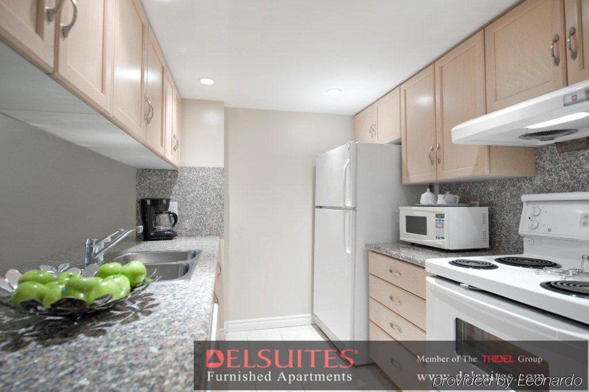Toronto Luxury Accommodations - Qwest Екстер'єр фото