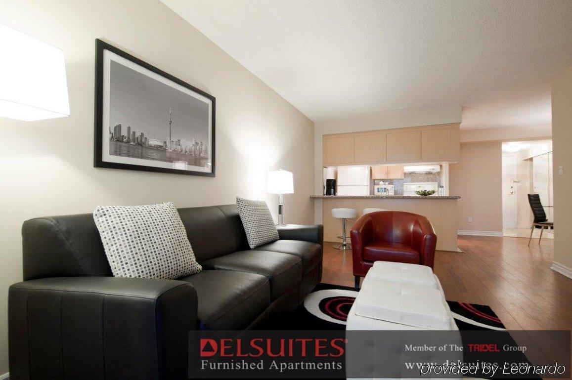 Toronto Luxury Accommodations - Qwest Екстер'єр фото